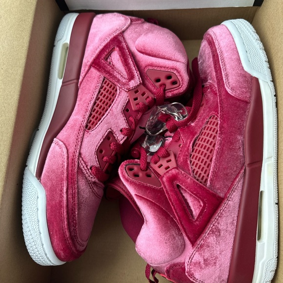 jordan spizike grade school size 7 - Picture 3 of 5